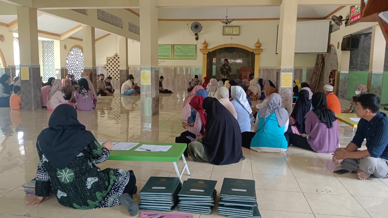 MTsN 9 Bantul Bagikan Hasil Belajar Murid Kelas IX kepada Orang Tua/Wali